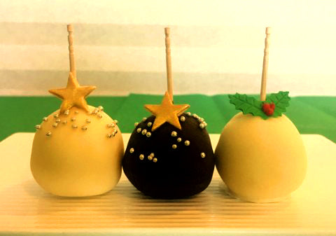 Christmas Petit Fours.